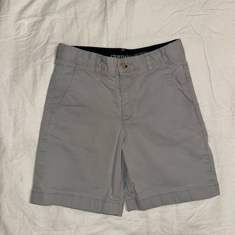Crown & Ivy Boys Size 12R Grey Shorts Adjustable Waist 7 in Seam